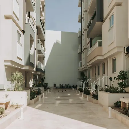 B5 The Palm Court Apartment