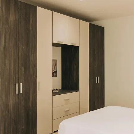 B5 The Palm Court Apartman